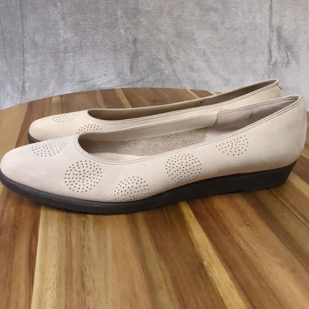 RANGONI Isela Handcrafted in Italy Women`s Taupe Soft‎ Suede Leather Flats 9 AA